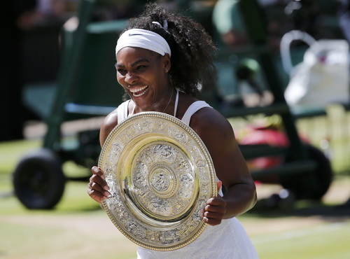 Chiếc cúp thứ 6 của Serena ở Wimbledon 2015