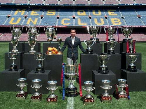 Xavi và bộ sưu tập thành tích khủng với Barcelona