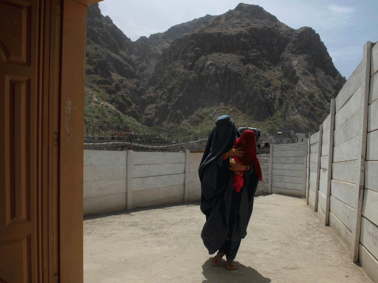 Gần 1.100 phụ nữ bị người thân trong gia đình sát hại vào năm ngoái ở Pakistan. Ảnh: REUTERS