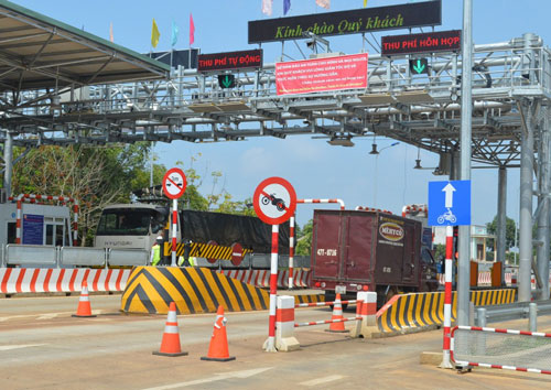 Trạm thu phí BOT trên đường Hồ Chí Minh đoạn qua huyện Đắk Mil, tỉnh Đắk Nông Ảnh: Cao Nguyên
