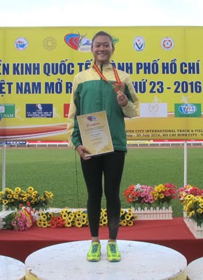 
Lê Tú Chinh (TP HCM) khẳng định tiềm năng trên đường chạy tốc độ nữ Ảnh: ĐÔNG LINH
