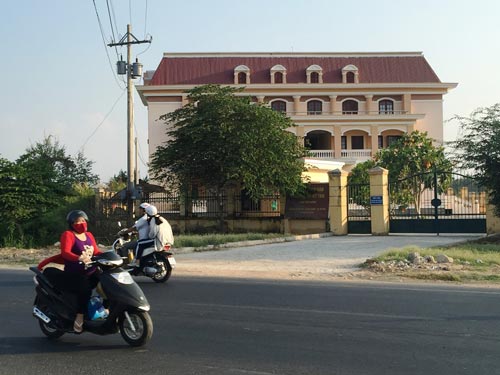 TAND TP Mỹ Tho, tỉnh Tiền Giang và 3 bản án của bị cáo Bùi Hữu Giang trong năm 2009