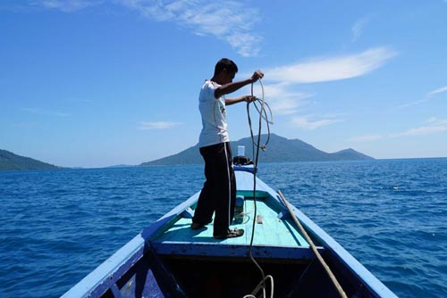 Một thuyền cá Indonesia hoạt động ngoài khơi quần đảo Natuna Ảnh: ABC NEWS