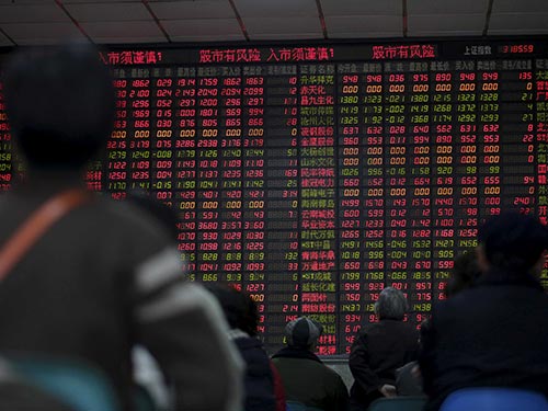 Thị trường chứng khoán Trung Quốc phục hồi hôm 8-1 sau một loạt biện pháp cứu nguy của chính phủ Ảnh: REUTERS