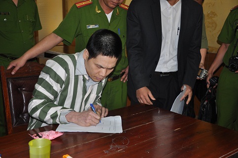 
Công an tỉnh Hải Dương làm thủ tục thi hành án đối với tử tù Nguyễn Thanh Thùy
