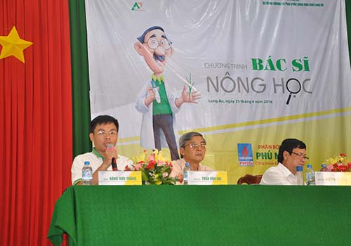 Chương trình “Bác sĩ nông học” giúp bà con nông dân tìm hiểu các biện pháp kỹ thuật canh tác phù hợp