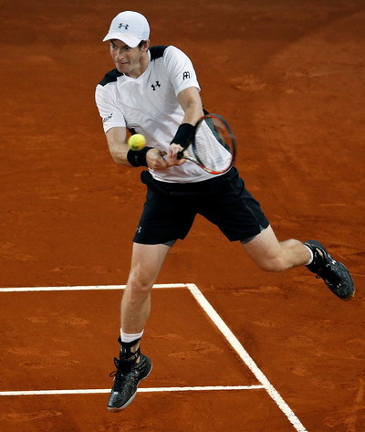 
Andy Murray dễ dàng vào tứ kết
