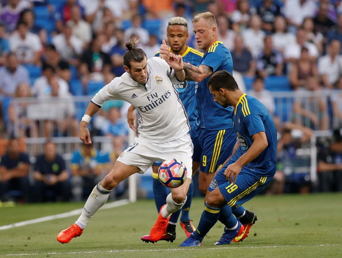 Một mình Bale bỏ lỡ không dưới 5 cơ hội ghi bàn cho Real