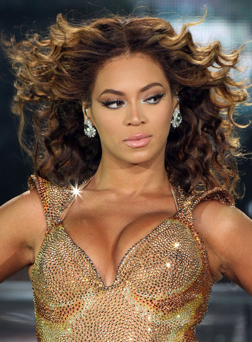 Beyonce Knowles là một trong 3 nghệ sĩ nữ hiếm hoi