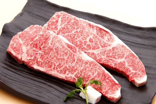 Thịt bò Kobe giá cao gấp 5-6 lần thịt bò Mỹ, Australia vẫn được người tiêu dùng Việt đón nhận.