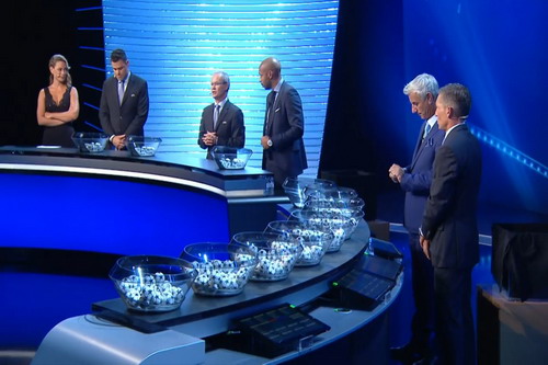 Thierry Henry và Ian Rush tham gia lễ bốc thăm