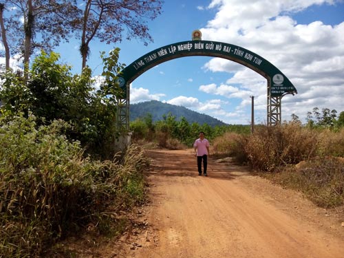 Làng thanh niên lập nghiệp xã Mo Rai, huyện Ia H’Drai, tỉnh Kon Tum thiếu thốn đủ bề Ảnh: HOÀNG THANH