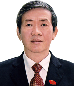 Ông Đinh Thế Huynh