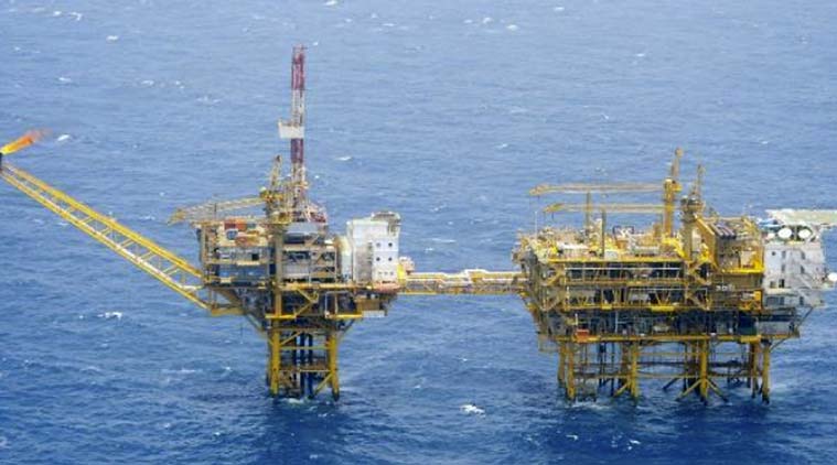 
Giàn khoan thăm dò dầu khí của Trung Quốc ở biển Hoa Đông. Ảnh: AP

