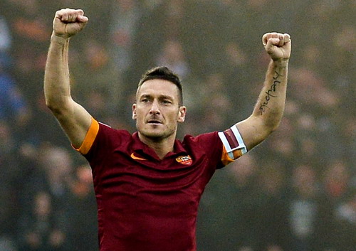 Tuổi 40 hừng hực lửa của chiến binh Francesco Totti