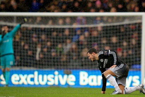 Eden Hazard chưa trở lại với chính mình khi liên tục chấn thương