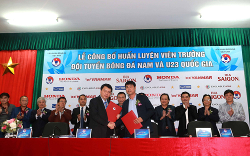 VFF chính thức ký hợp đồng với HLV Hữu Thắng để dẫn dắt Đội tuyển Bóng đá quốc gia tuyển Việt Nam