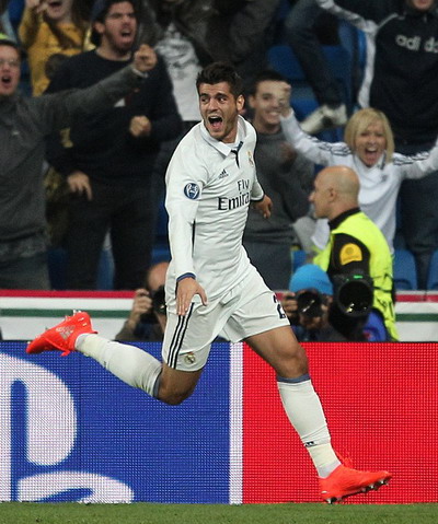 Siêu dự bị Alvaro Morata ấn định chiến thắng 2-1 ở phút 95