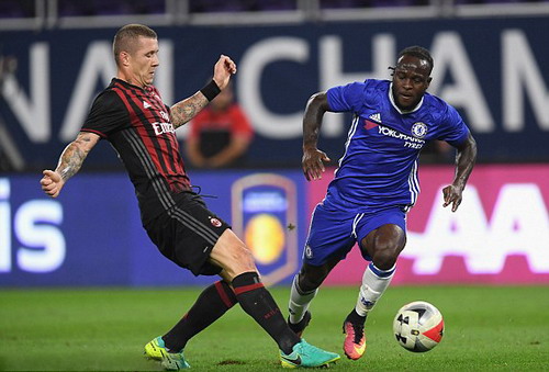 Victor Moses tạo ấn tượng khi quay lại Chelsea