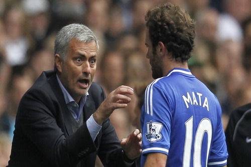 Mourinho và Juan Mata khi còn ở Chelsea