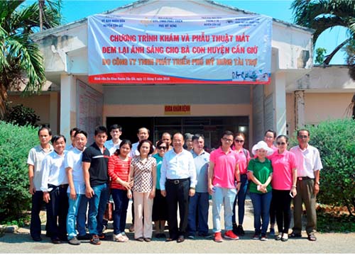 Chương trình khám chữa mắt miễn phí của Công ty TNHH Phát triển Phú Mỹ Hưng đã về với bà con Huyện Cần Giờ.