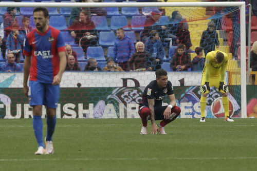 Atletico Madrid thất bại trước đối thủ đã chắc suất rớt hạng Levante