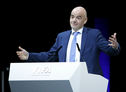Infantino trong ngày nhậm chức chủ tịch FIFA