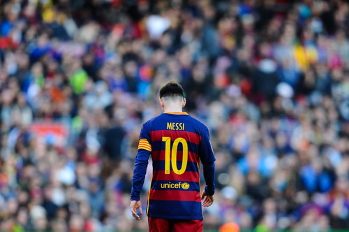 Danh thủ Lionel Messi cũng bị tiết lộ các khoản trốn thuế