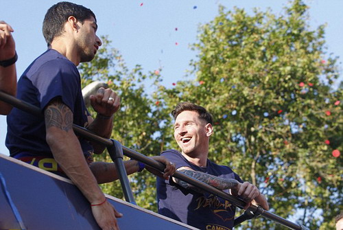 
Nụ cười rạng rỡ của Messi và đồng đội
