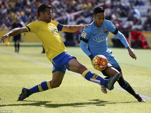 Neymar ghi bàn ấn định chiến thắng 2-1 cho đội khách Barca