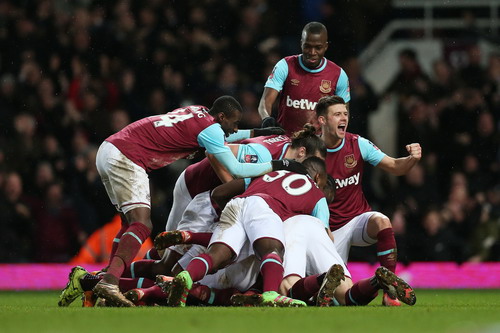 
Niềm vui chiến thắng của West Ham
