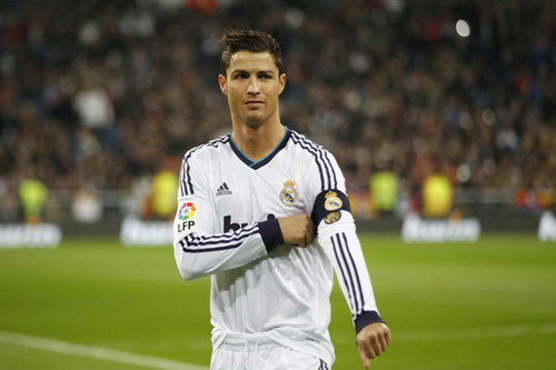 Ronaldo từng đeo băng thủ quân Real Madrid nhưng vai trò không chính thức