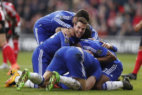 Chelsea lần đầu thực hiện cuộc lội ngược dòng thành công mùa này