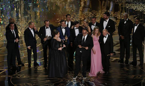 Đoàn phim “Spotlight” thắng lớn với giải thưởng Phim hay nhất Ảnh: Reuters