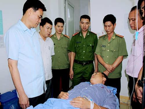 Thiếu tá Nguyễn Minh Tú đang điều trị tại bệnh việnẢnh: C.T.V