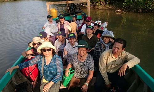 
Du khách BenThanh Tourist tại U Minh Hạ
