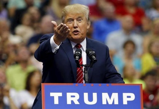 Ông Trump vận động tranh cử ở TP Dallas, bang Texas hôm 14-9. Ảnh: Reuters