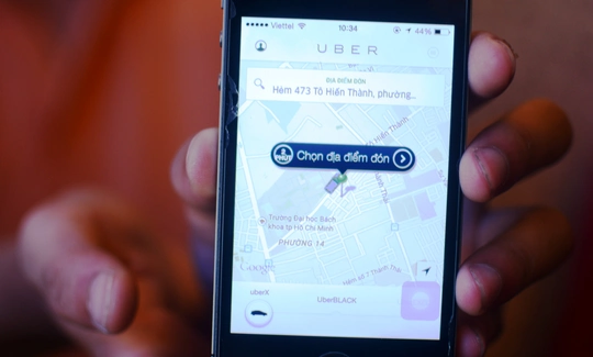 Uber chính thức giảm giá cước taxi 15% để cạnh tranh lại các hãng truyền thống