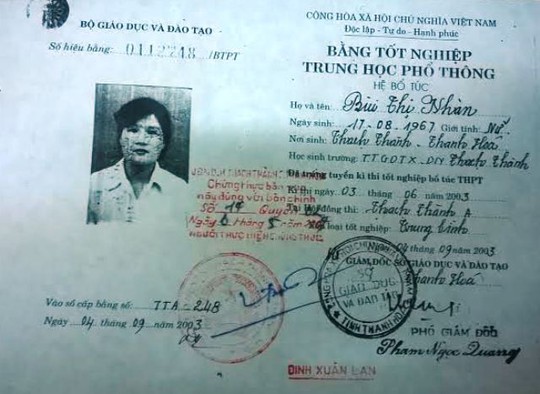 
... nhưng tới tháng 9-2003 bà Nhàn mới có bằng THPT
