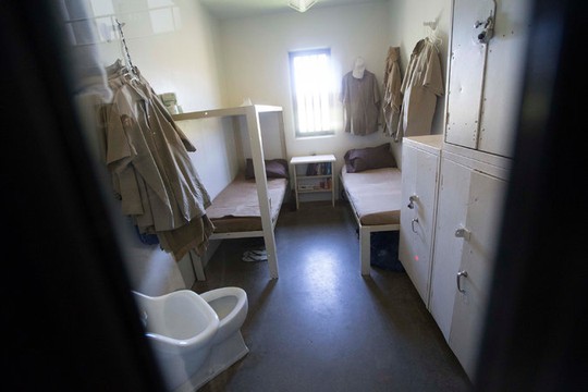 Một nhà tù liên bang ở TP El Reno, bang Oklahoma - Mỹ,nơi Tổng thống Barack Obama tới thăm hồi tháng 7 qua. Ảnh: The New York Times