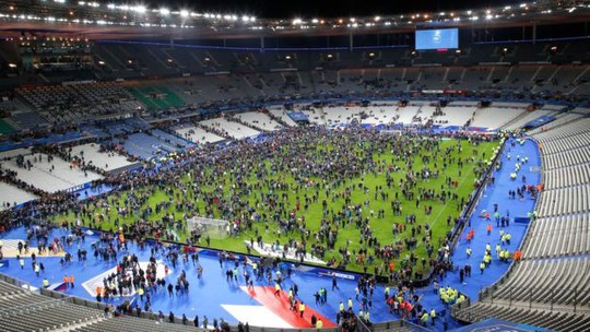 Sân vận động Stade de France nơi diễn ra trận đấu bóng đá giữa Pháp và Đức. Ảnh: AP