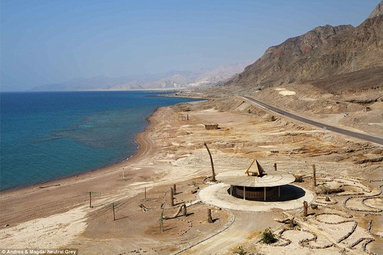 Khu nghỉ mát bên bờ biển ở Taba, gần biên giới Israel không bao giờ được hoàn thành