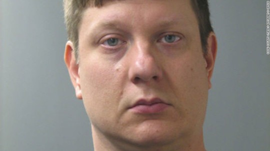 
Cảnh sát Jason Van Dyke. Ảnh: Reuters
