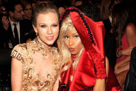 
Nicki và Taylor Swift
