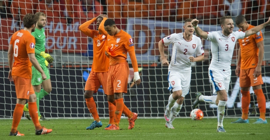 Hà Lan trở thành nỗi thất vọng lớn nhất của vòng loại Euro 206