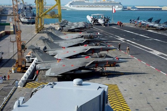 Tàu sân bay Charles de Gaulle của Pháp sẽ tham gia chiến dịch không kích ISẢnh: THE NATIONAL