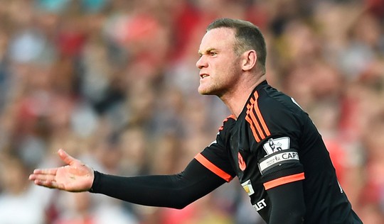 Rooney đang là nỗi thất vọng lớn nhất trên hàng công M.U ở giải ngoại hạng mùa này dù đội nằm trong tốp 3 Ảnh: REUTERS