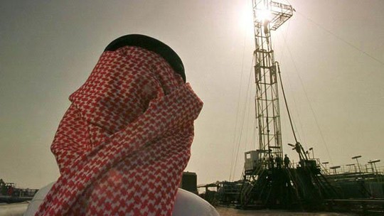 IMF cho rằng Ả Rập Saudi cần giá dầu ở mức 106 USD/thùng để cân bằng ngân sách Ảnh: AP