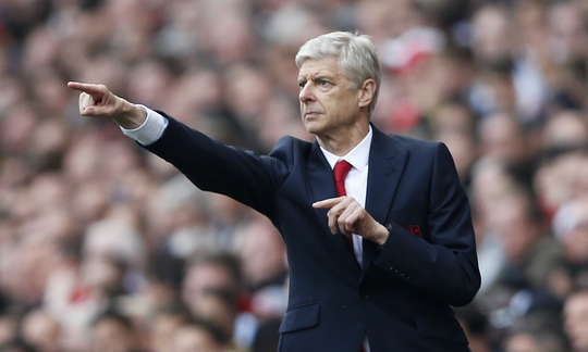 HLV Wenger đã đòi lại món nợ thua M.U mùa trước