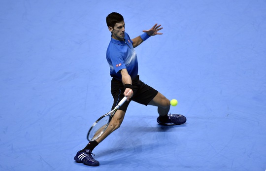 Djokovic quá mạnh mẽ và dẻo dai